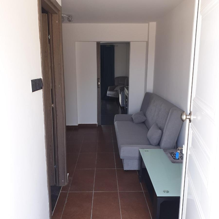 Ahoy Deluxe Apts Apartment Айя Напа Екстериор снимка
